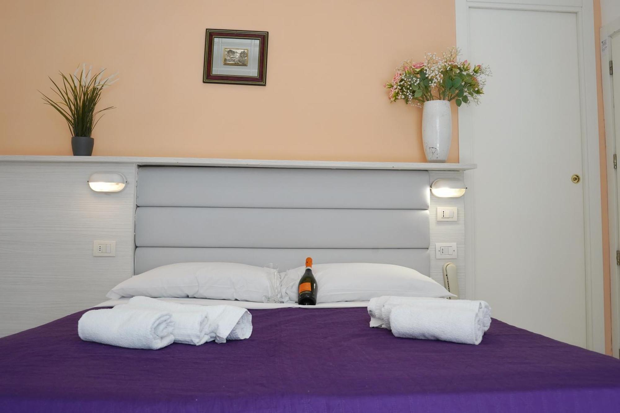 Hotel Malibu Mare Ρίμινι Εξωτερικό φωτογραφία